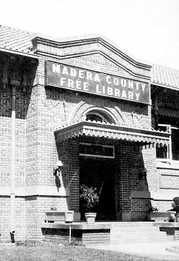 Photo - Letter: Community Arts Center project should not start small
