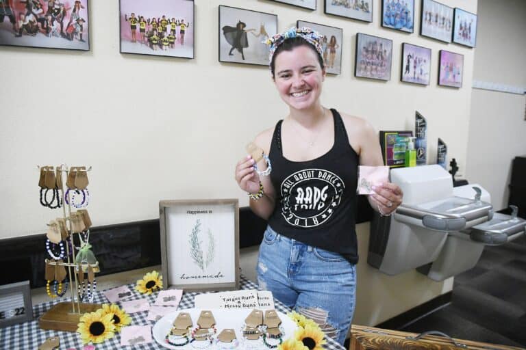 Winery to host sip and shop event