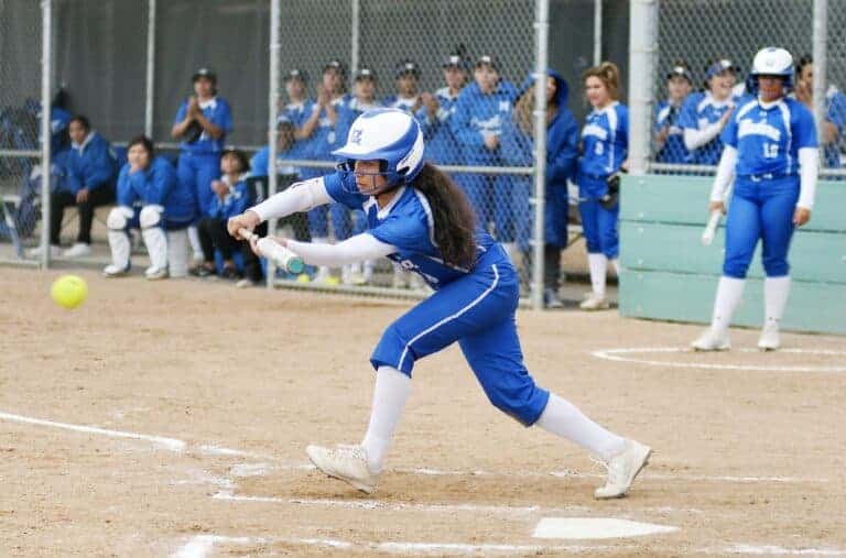 Coyotes grab pair of wins