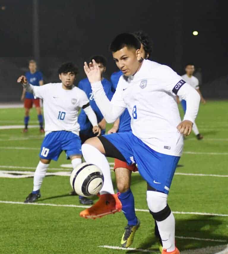 Coyotes fall in season opener