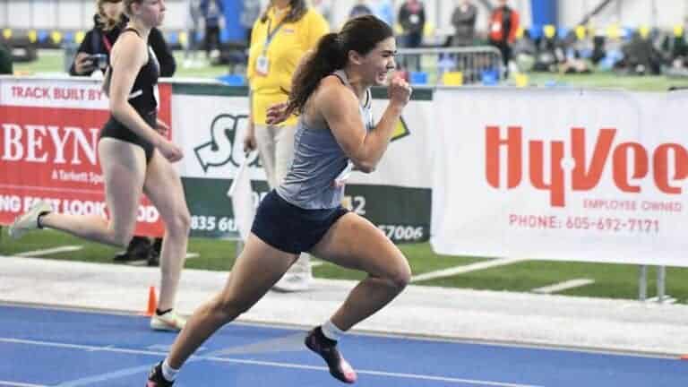Leach breaks record at Nationals