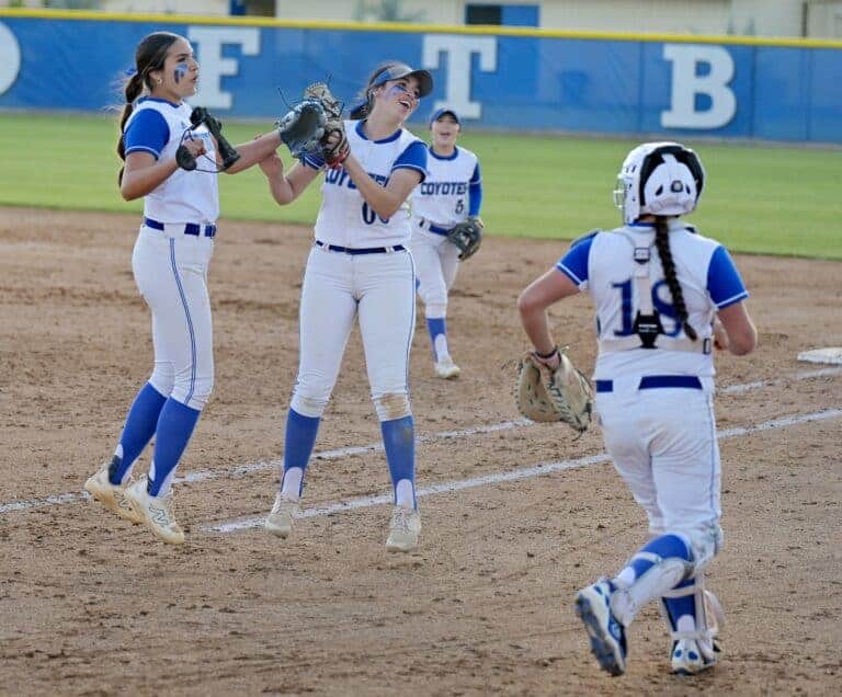 Coyotes bounce back with win