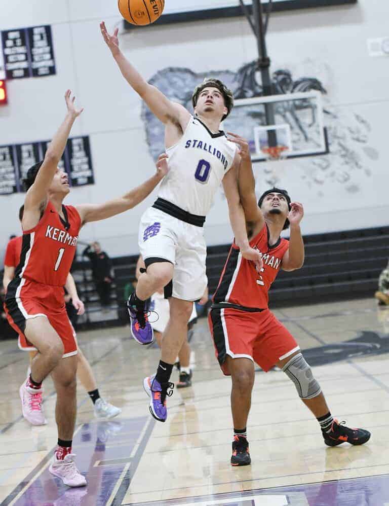 Stallions fall to barrage of threes
