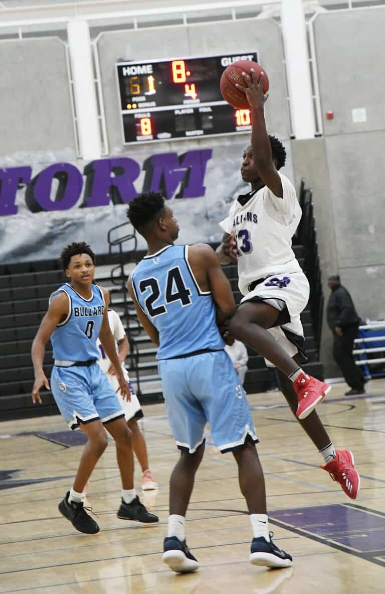 Stallions’ comeback fall short in CMAC