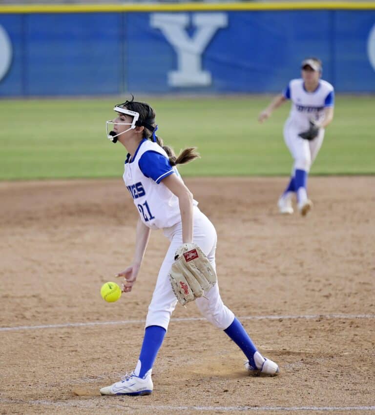 Coyotes get grand slam walk-off win