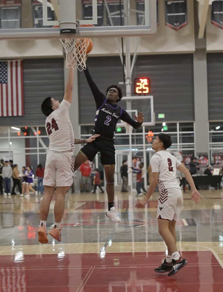 Fourth quarter surge lifts Stallions