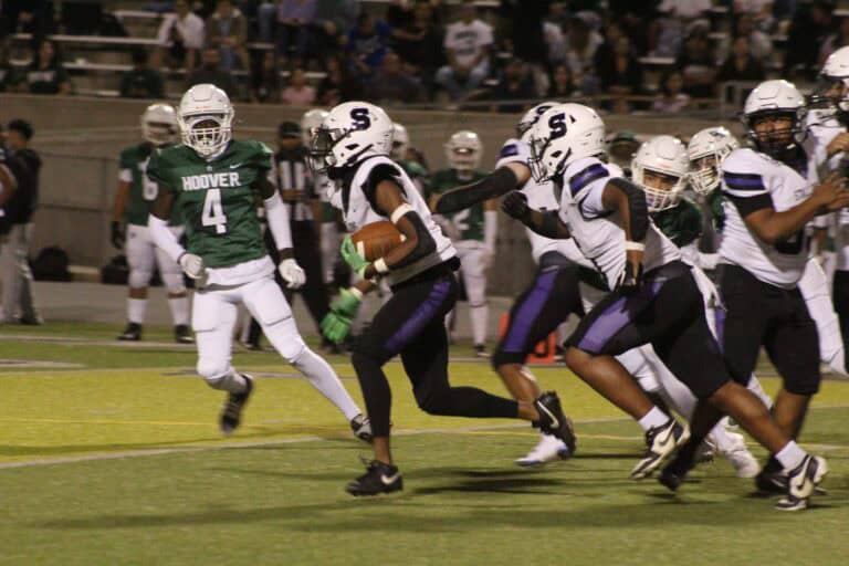 Stallions lose first half lead in loss to Hoover