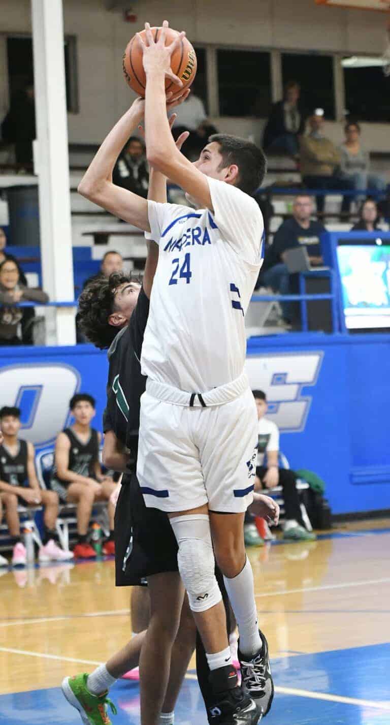 Second half keys Coyote win