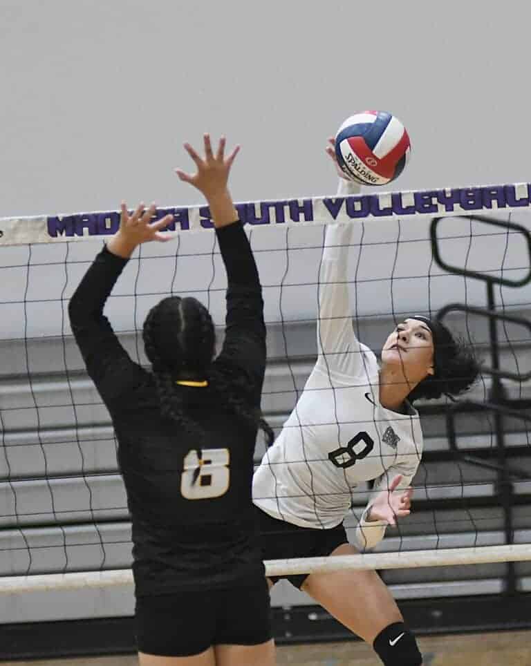 Stallions overcome slow start for win