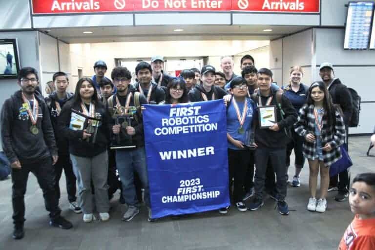 MadTown Robotics dominates for 2nd title