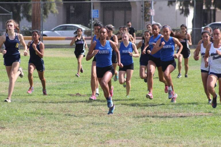 Stallions boys, Coyote girls dominate