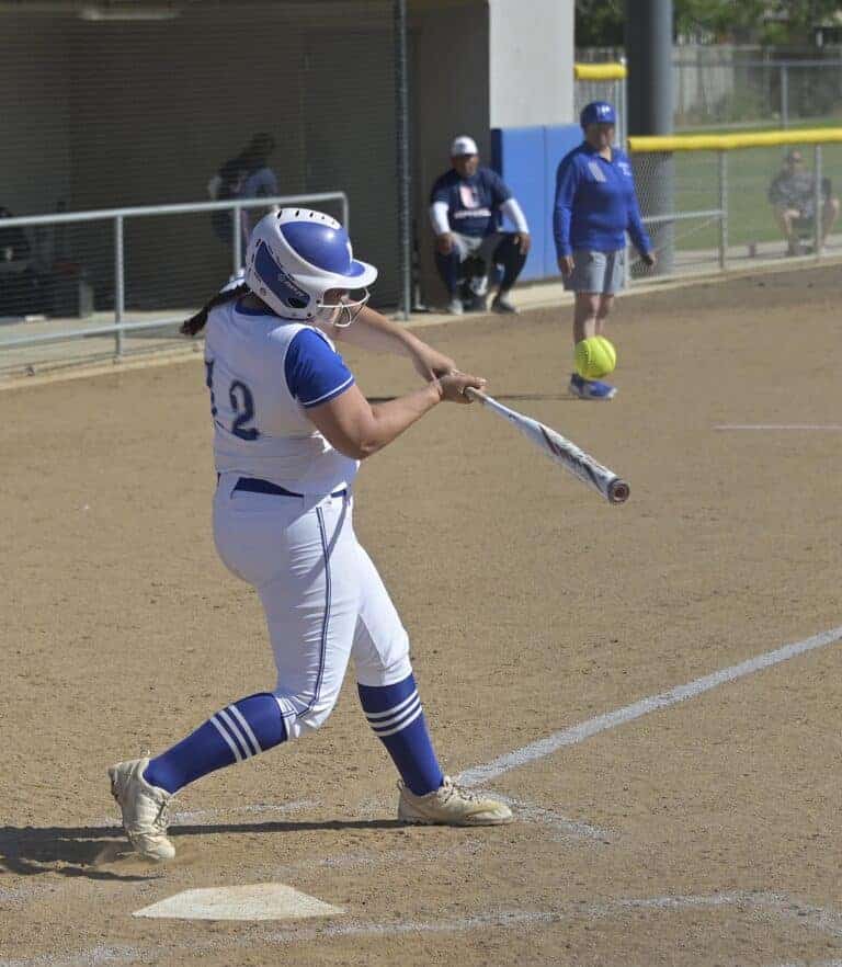 Coyotes run to rout of Guardians