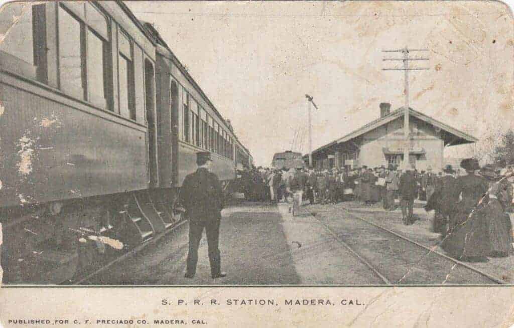 Photo - This crowd was boarding the train at the Madera Depot in 1911. On the other side of the train was F Street, which 55 years later became Gateway Drive.