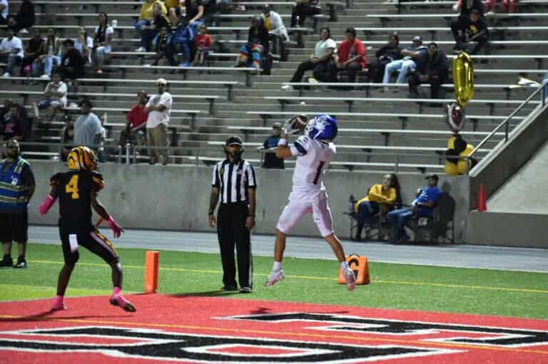 Coyotes pick up CMAC win over Edison