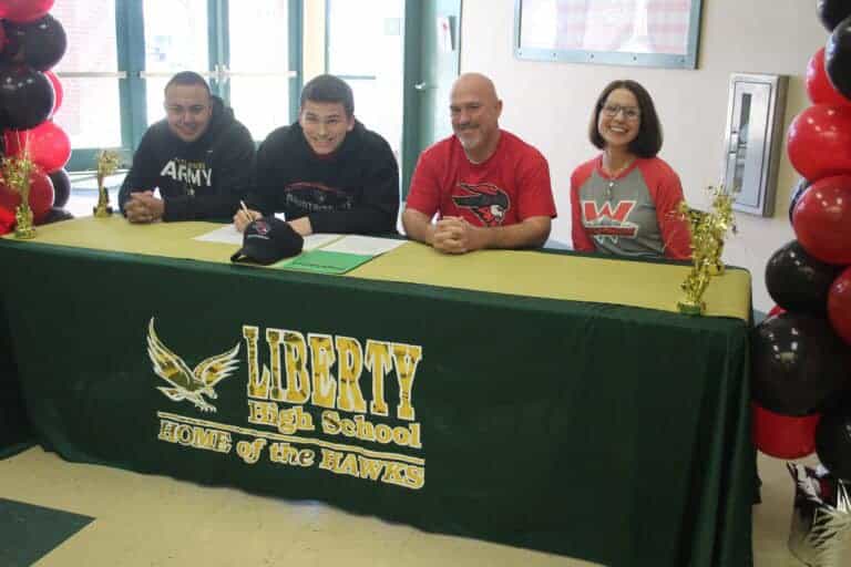 Liberty record holder signs letter
