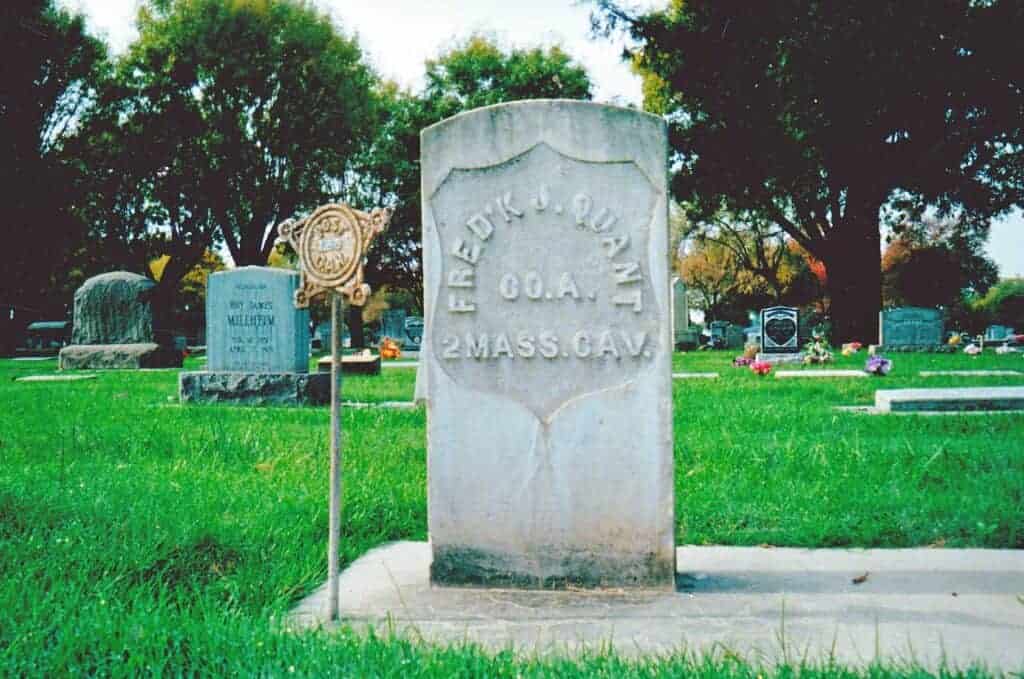 Photo - 2 Madera soldiers beat their swords into plowshares