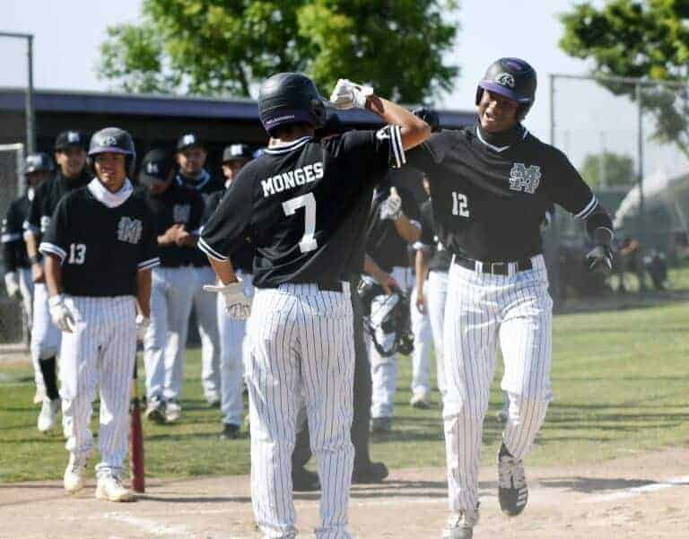 Stallions stun Cougars for baseball win