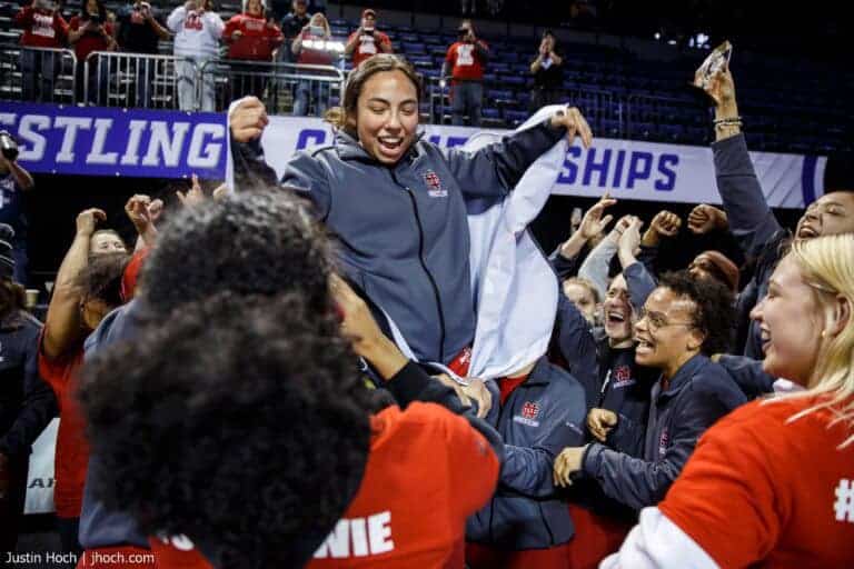 Former Coyote wins national title