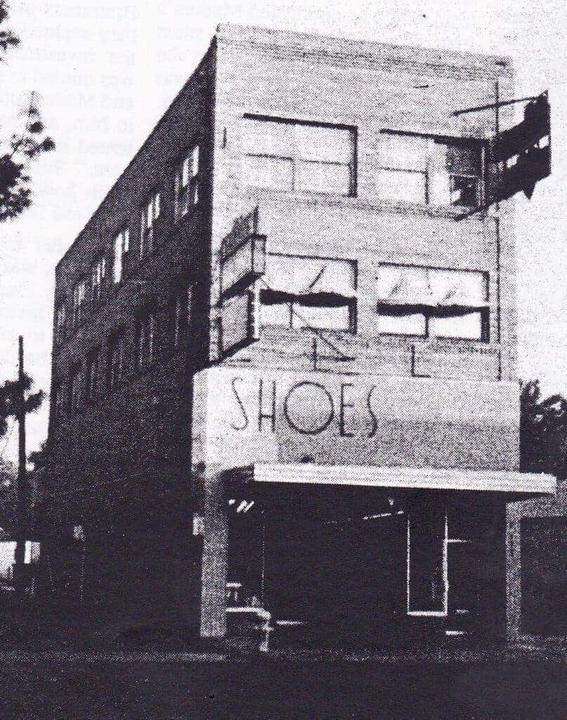 Photo - Madera got another three-story building in 1913, this time on the north side of Yosemite Avenue.