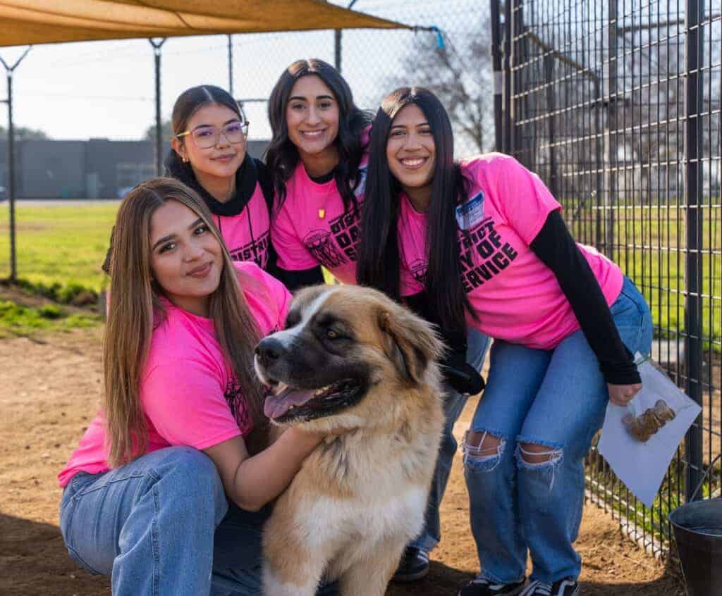 Photo - Madera Unified Leadership Students volunteer at the Madera Animal Shelter during the annual District Day of Service.