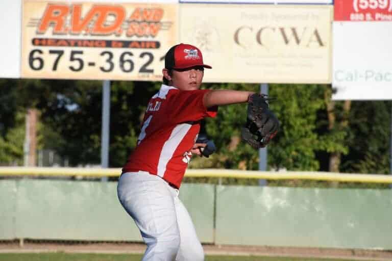 MALL 12s advance to title game