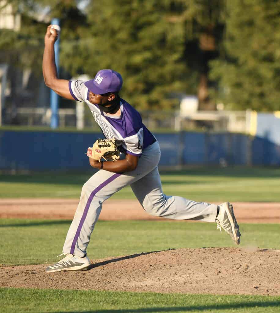 Photo - Madera South’s Murf Gray throws a pitch during a complete gam victory Wednesday over Madera. He struck out eight and scattered seven hits in a 4-2 win.