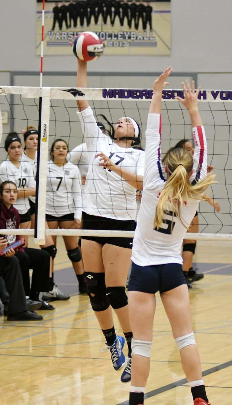 Late surge not enough for Stallions