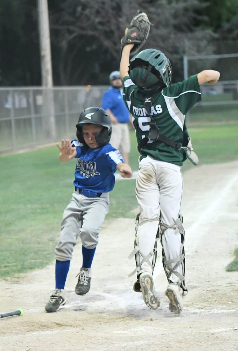 Walk off keeps MNLL 8-10s alive for finals