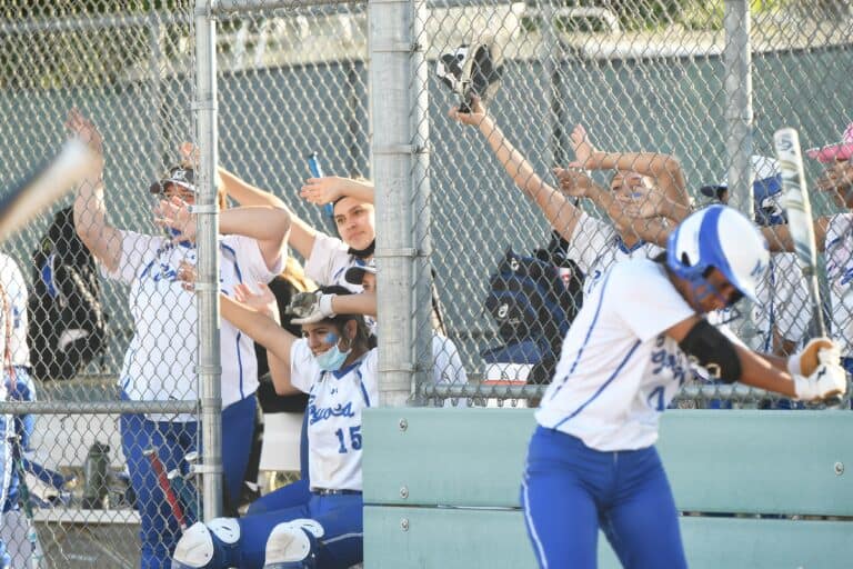 Coyotes topple Buchanan Bears, 8-4