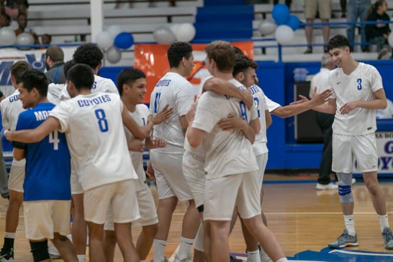 Coyotes win first state crown in school history