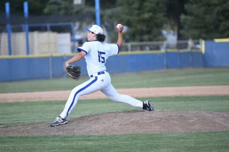 Madera cruises to playoff win