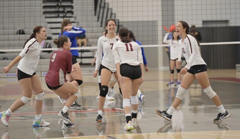 Toros get first win over Coyotes