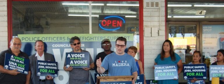 Oliver holds campaign rally