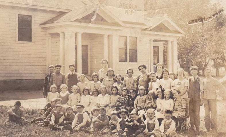 For The Madera Tribune Arcola School in 1926.