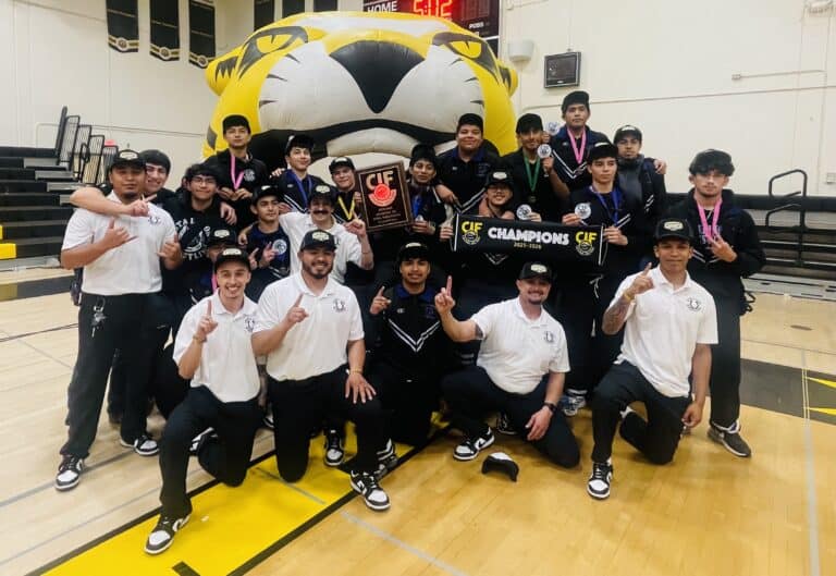 Stallions easily win Div. III