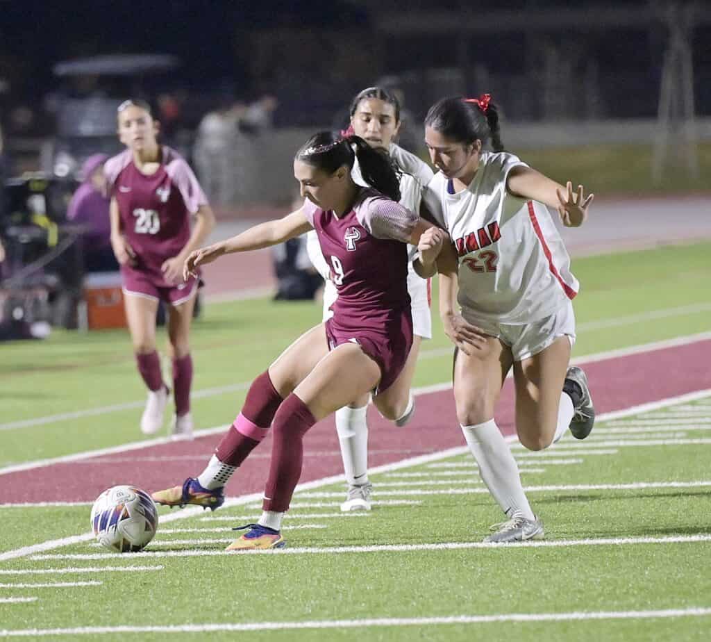 Toros' Elihanna Gallegos controls the ball in the middle of the field in Tuesday's Div. III Championship match against Kerman.