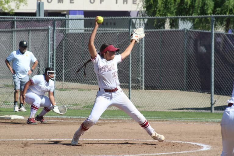 Toros get comeback, hold off for tie