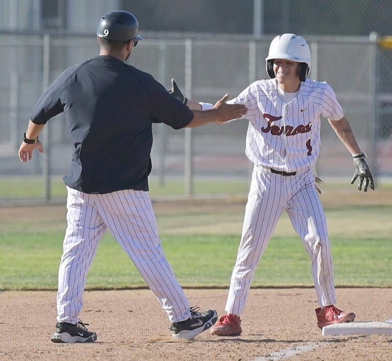 Toros defend title with win