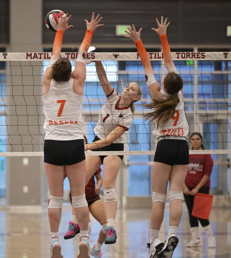 Mistakes, injuries hurt Toros in sweep