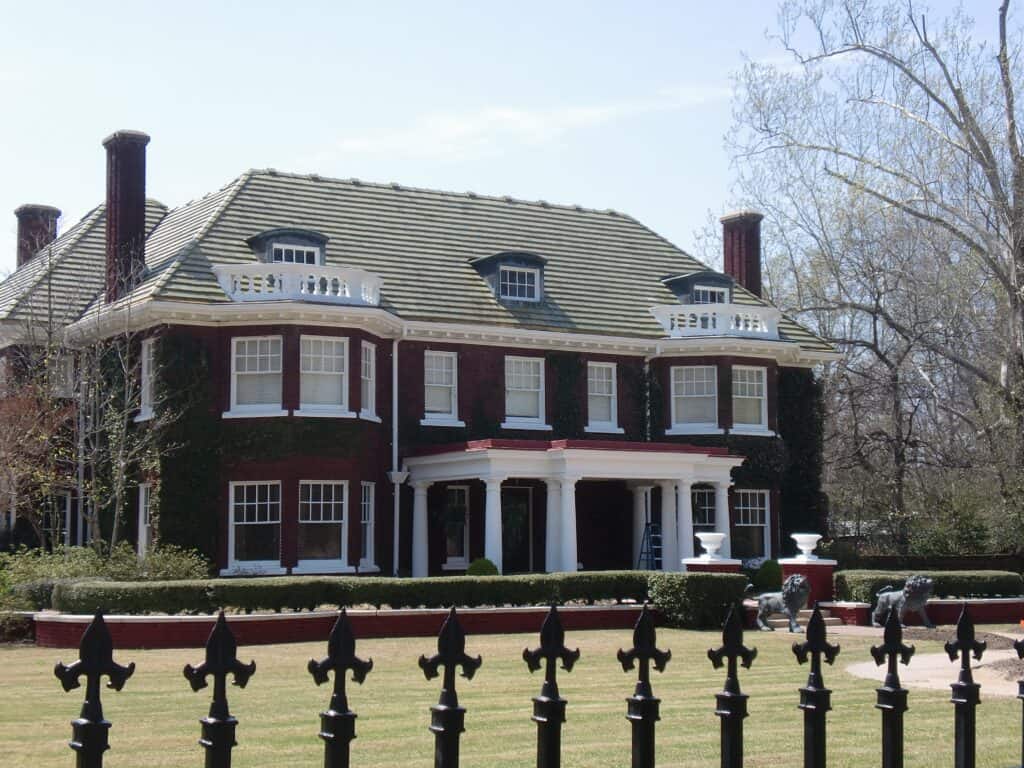 Historic Madera Pioneer House with Victorian Architecture.