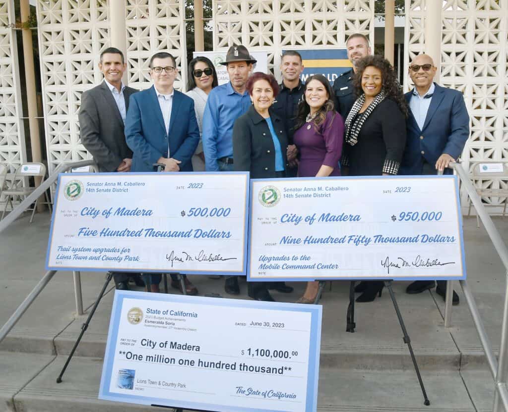 Madera officials present community improvement grants to local leaders.