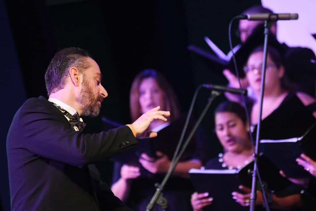 Madera teacher completes master’s degree during stage performance.