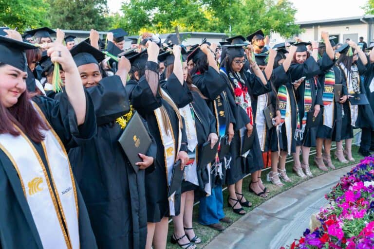MCC sees off grads