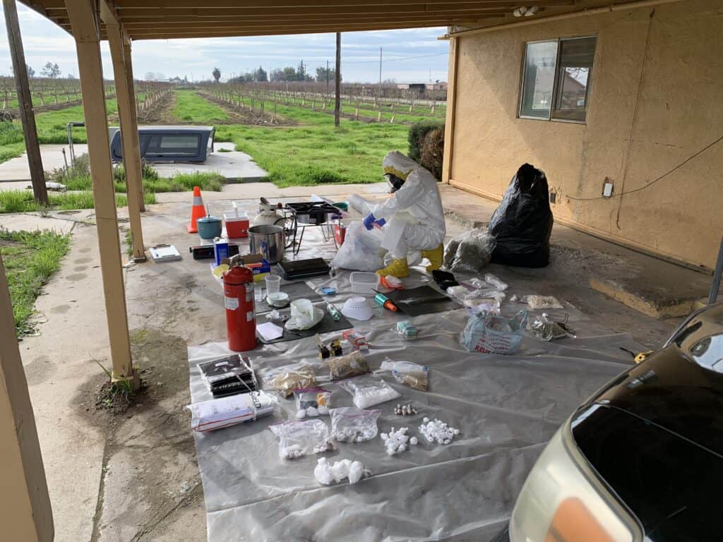 Law enforcement seizes drugs at a clandestine lab on Avenue 19.