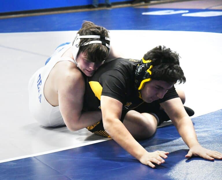 Coyote wrestling routs Edison on Senior Night