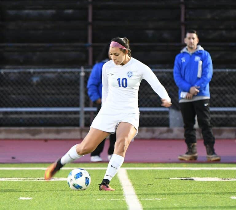 Coyotes push top-seed Tigers into overtime