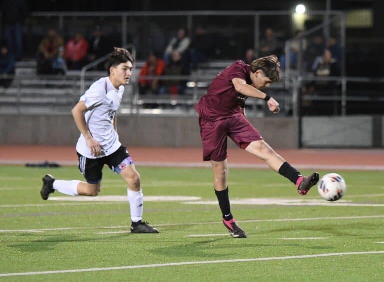 Torres set to play for Div. V title