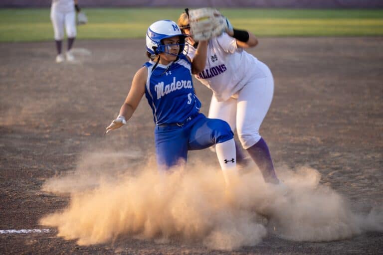 Coyotes ride fourth inning to win