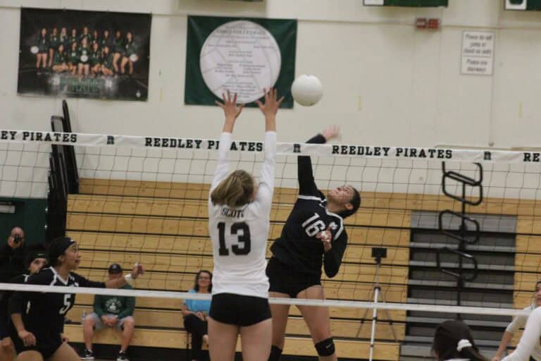 Stallions upset No. 2 in quarters