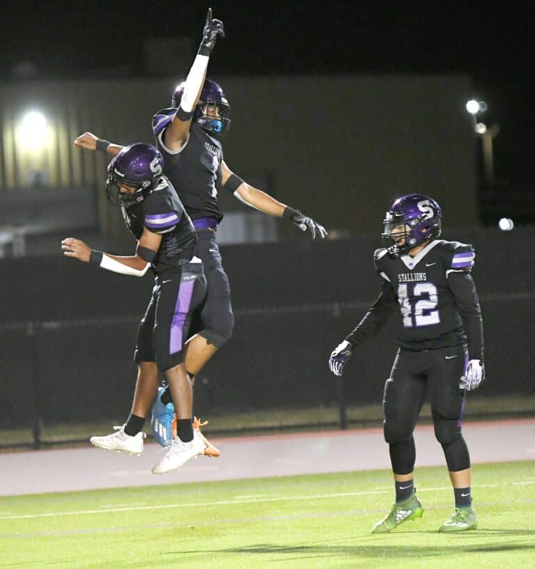 Stallions get win on Homecoming